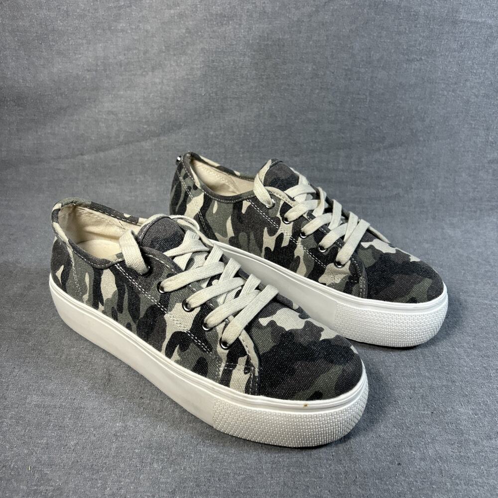 Steve Madden Elore Womens 9 Camo Canvas Platform Sneakers Green Lace Up